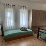 Comfortable Epanomi