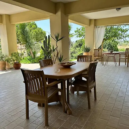 Comfortable Nyaraló Epanomí