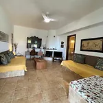 Comfortable * Epanomí