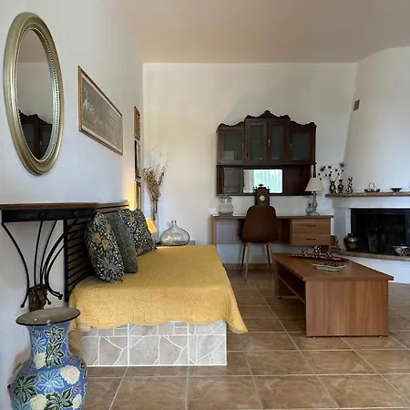 Comfortable بيت للعطل إبانومي