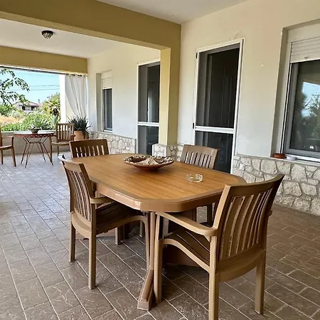 Comfortable * إبانومي