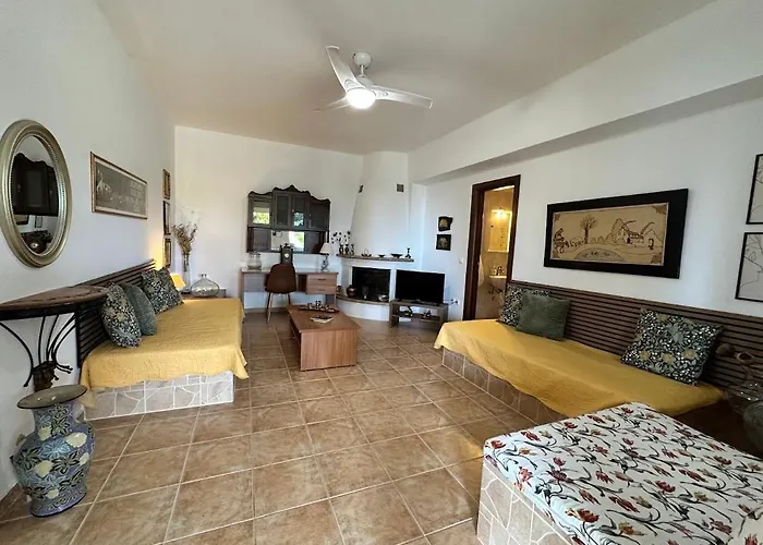 Comfortable * Epanomí